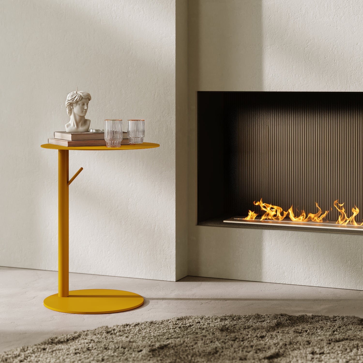 Tavolino Italia rotondo giallo in contesto living, abbinato a divano e accessori