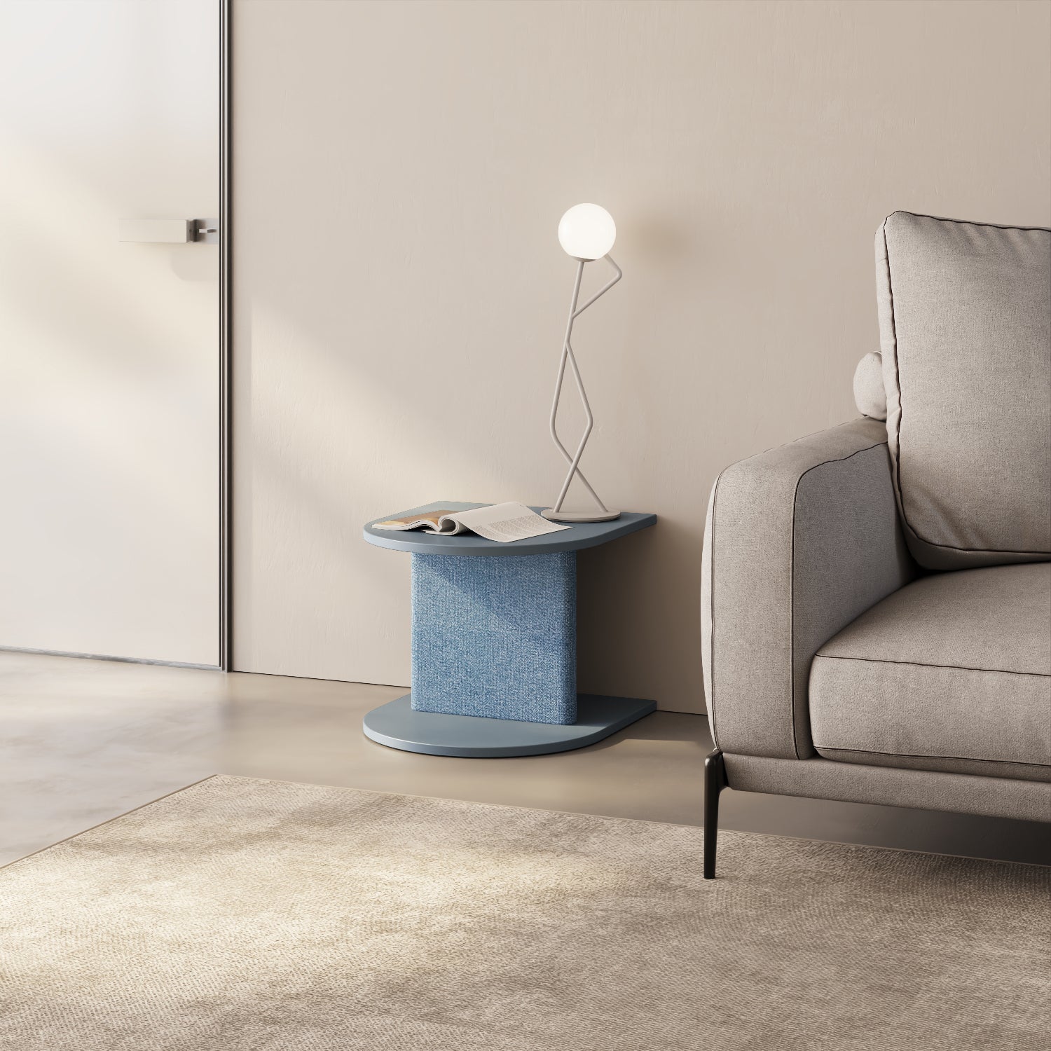 Comodino Strato blu come side table in living moderno