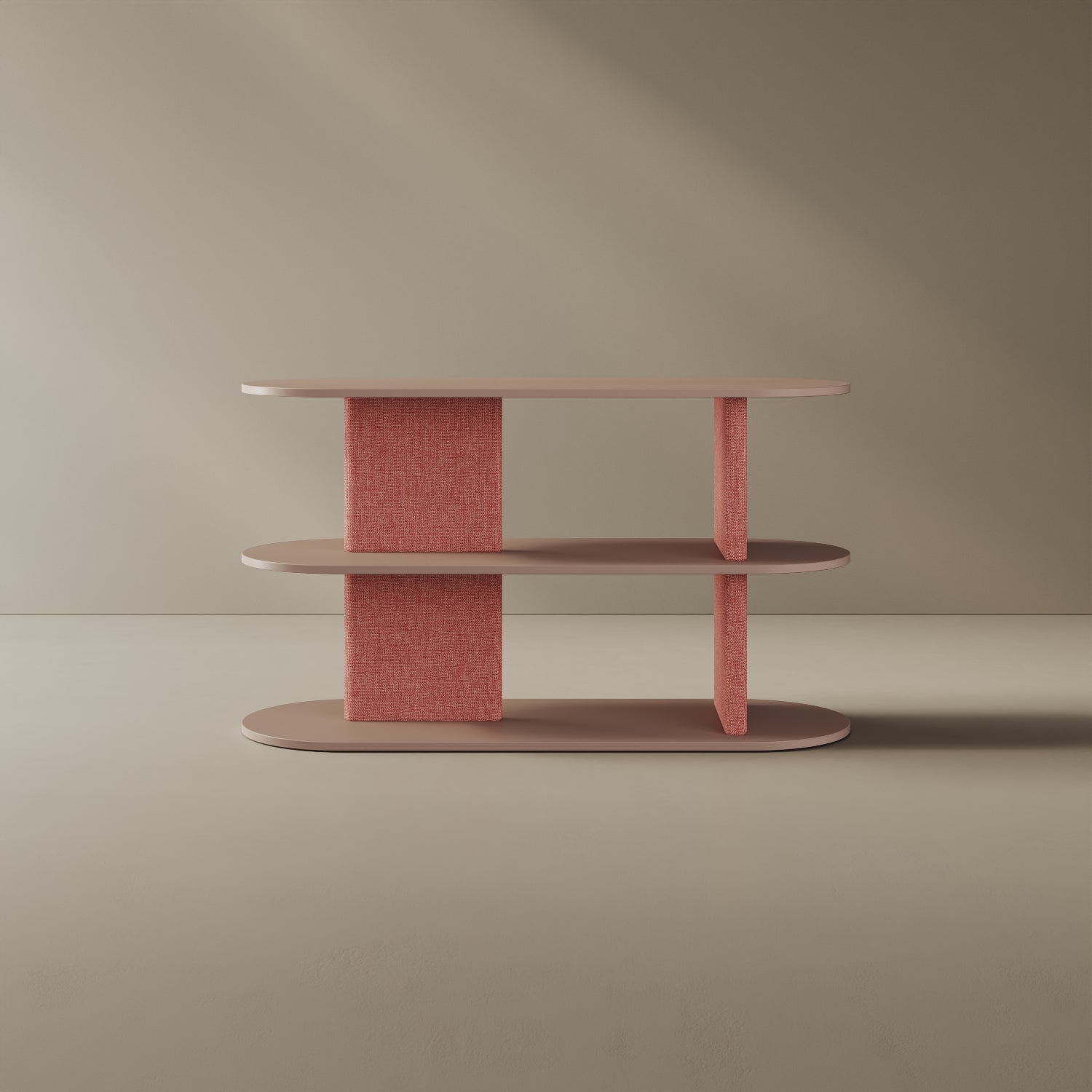 Libreria Strato cipria taglia S, vista frontale: libreria bassa di design in legno nobilitato e tessuto, 127x45,5x72,5 cm