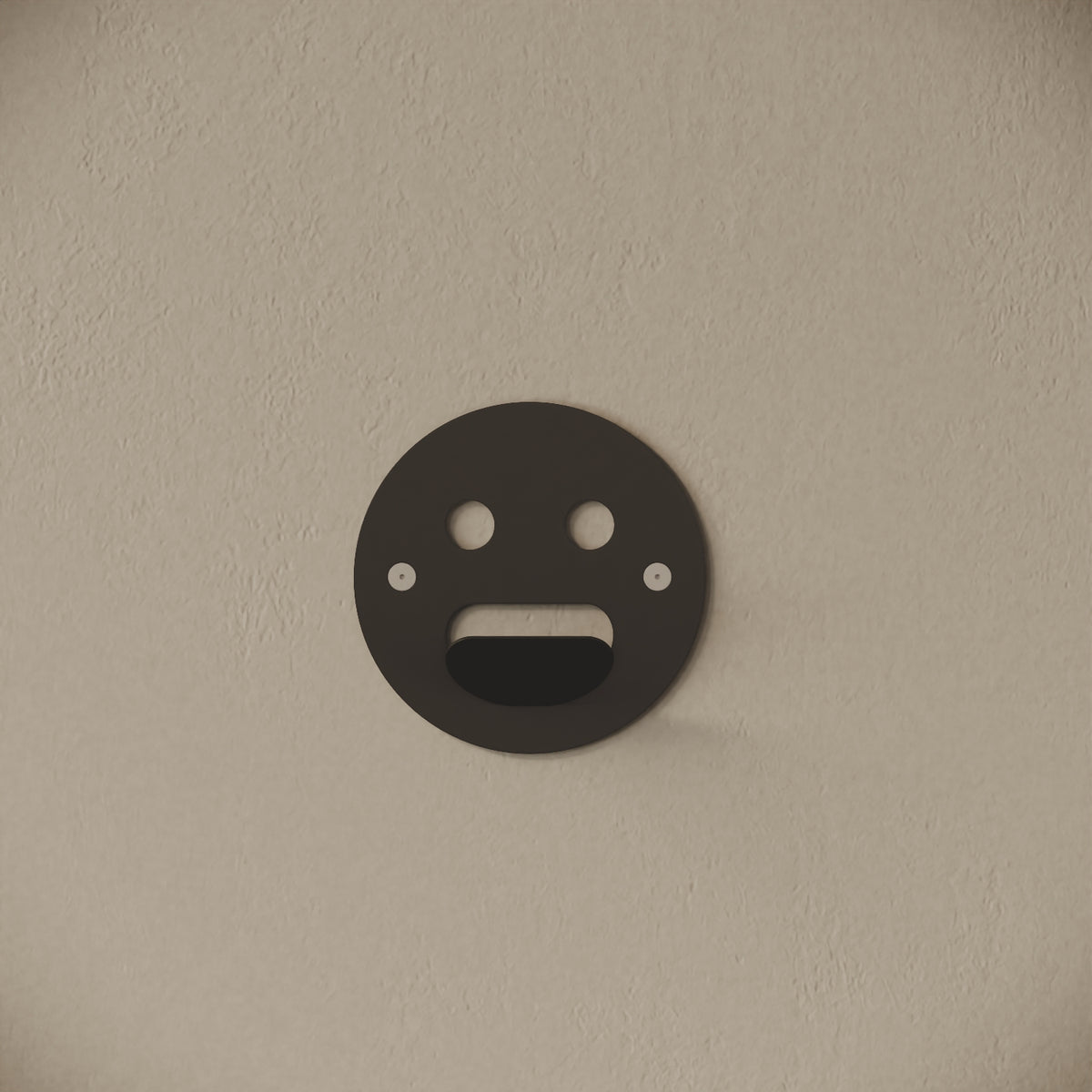 Appendiabiti da muro Smile nero, vista frontale – ferro verniciato, gancio integrato