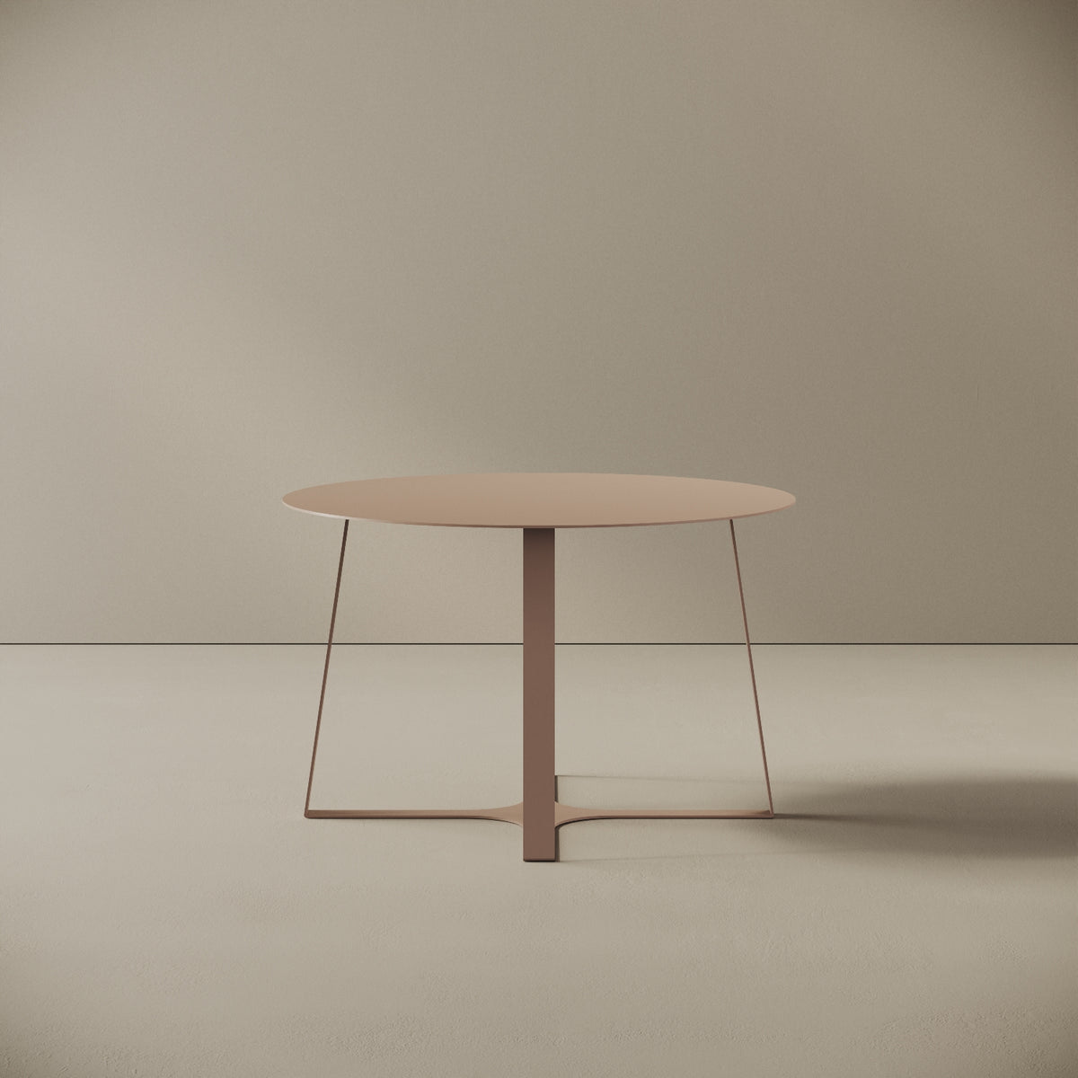 Tavolino da caffè Japan cipria M, vista frontale – struttura in ferro verniciato a polvere epossidica, piano Ø60 cm, base Ø55 cm, h 37 cm