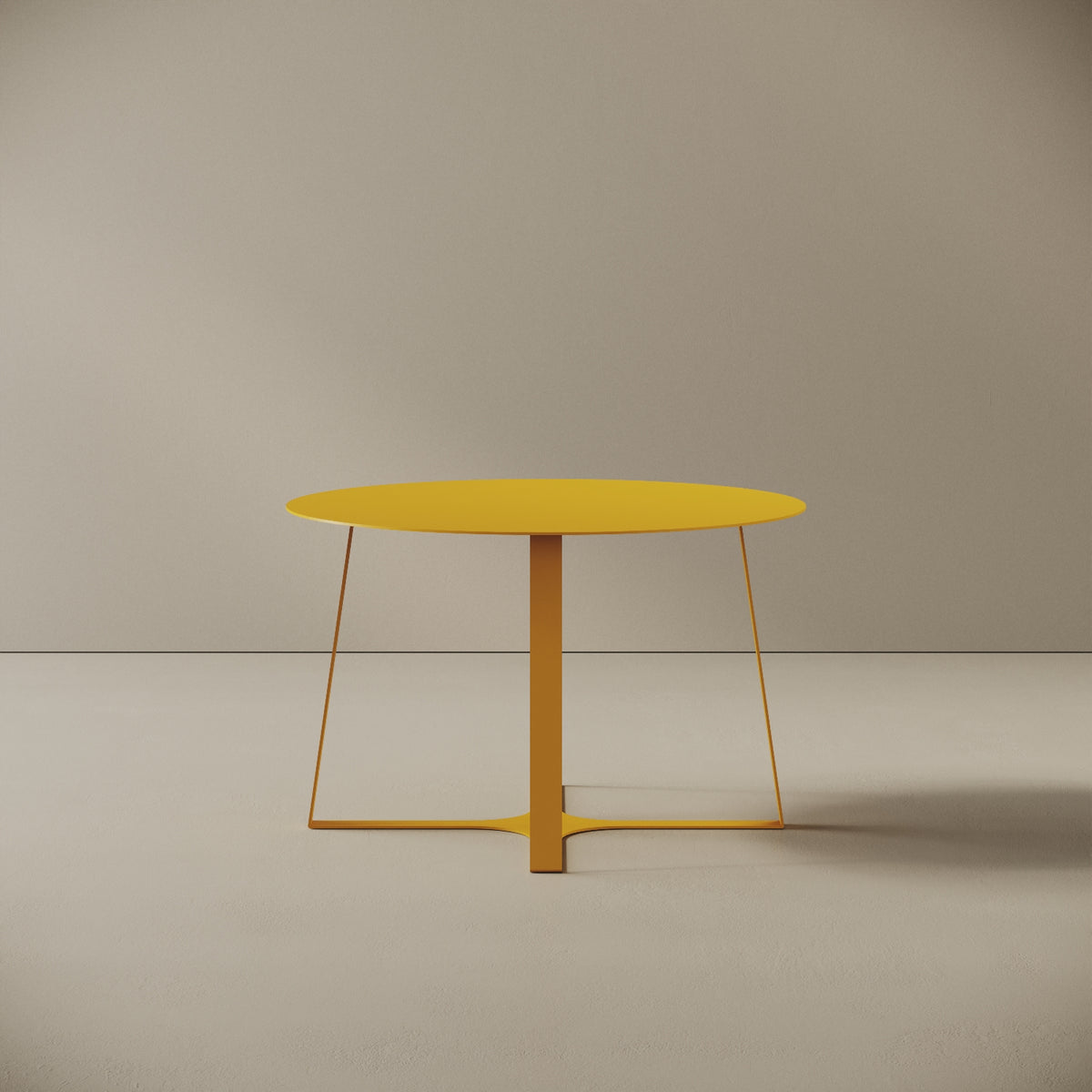 Tavolino da caffè Japan giallo M, vista frontale – struttura in ferro verniciato a polvere epossidica, piano Ø60 cm, base Ø55 cm, h 37 cm