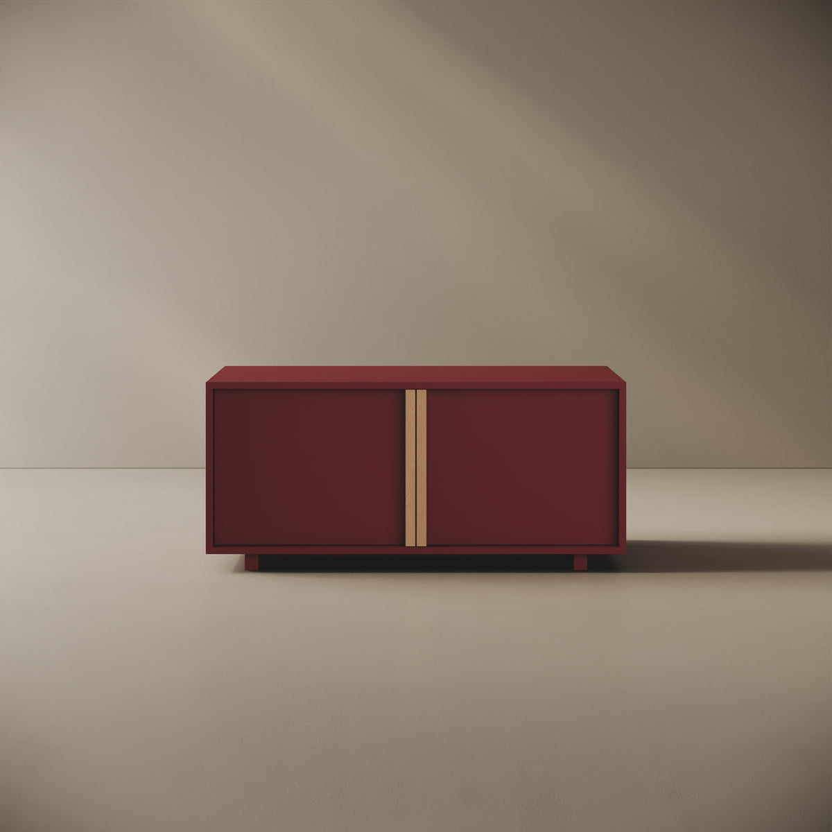 Mobile TV ILE rosso taglia S, vista frontale — legno nobilitato bordato con tagli a 45°, maniglia a filo in faggio naturale, 110×45×50 cm, design Mario Alessiani