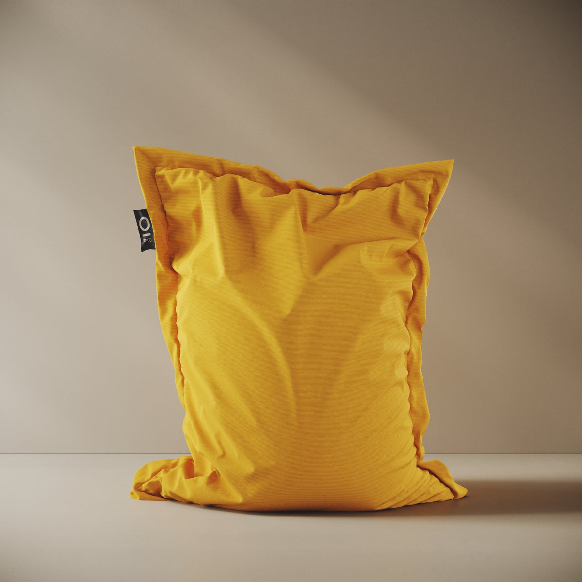 BeanB poltrona a sacco giallo L, vista frontale — rivestimento in tessuto sfoderabile e lavabile, 120x150 cm