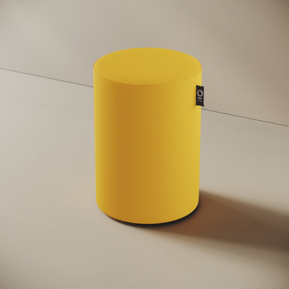 Pouf Comodo giallo taglia M Ø 47 × H 70 cm, vista laterale — rivestimento in tessuto acrilico idrorepellente e antimacchia