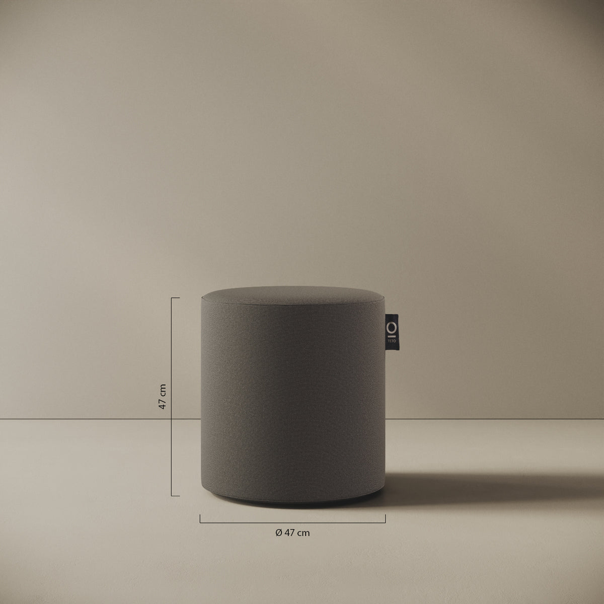 Pouf Comodo grigio taglia S Ø 47 × H 47 cm — dettaglio del rivestimento in tessuto acrilico e delle cuciture rinforzate