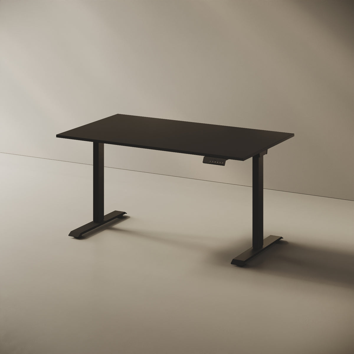Scrivania Elevabile Up nero 140cm, vista laterale — dettaglio gambe in metallo verniciato nero e piano in legno nobilitato 140x80 cm