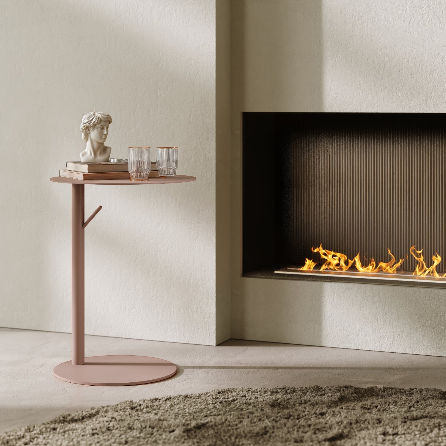 Tavolino Italia rotondo cipria in contesto living, abbinato a divano e accessori