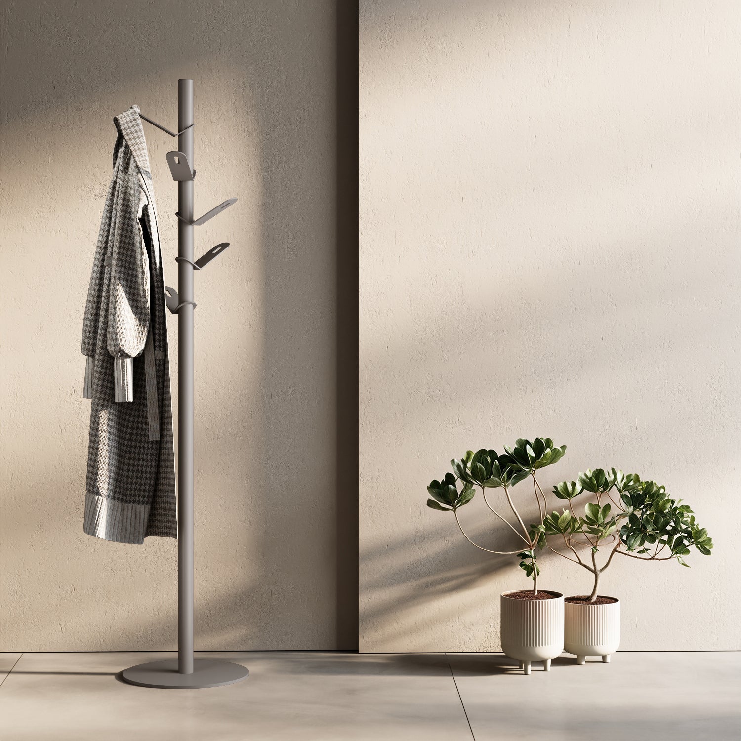 Appendiabiti a terra Leaf grigio in ambiente d'ingresso — appendiabiti di design per cappotti, giacche, borse e accessori