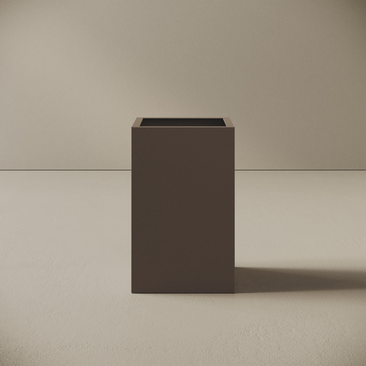 Cestino ALL in metallo cappuccino, vista frontale — struttura in lamiera verniciata a polvere cappuccino, design minimal per scrivania o ufficio