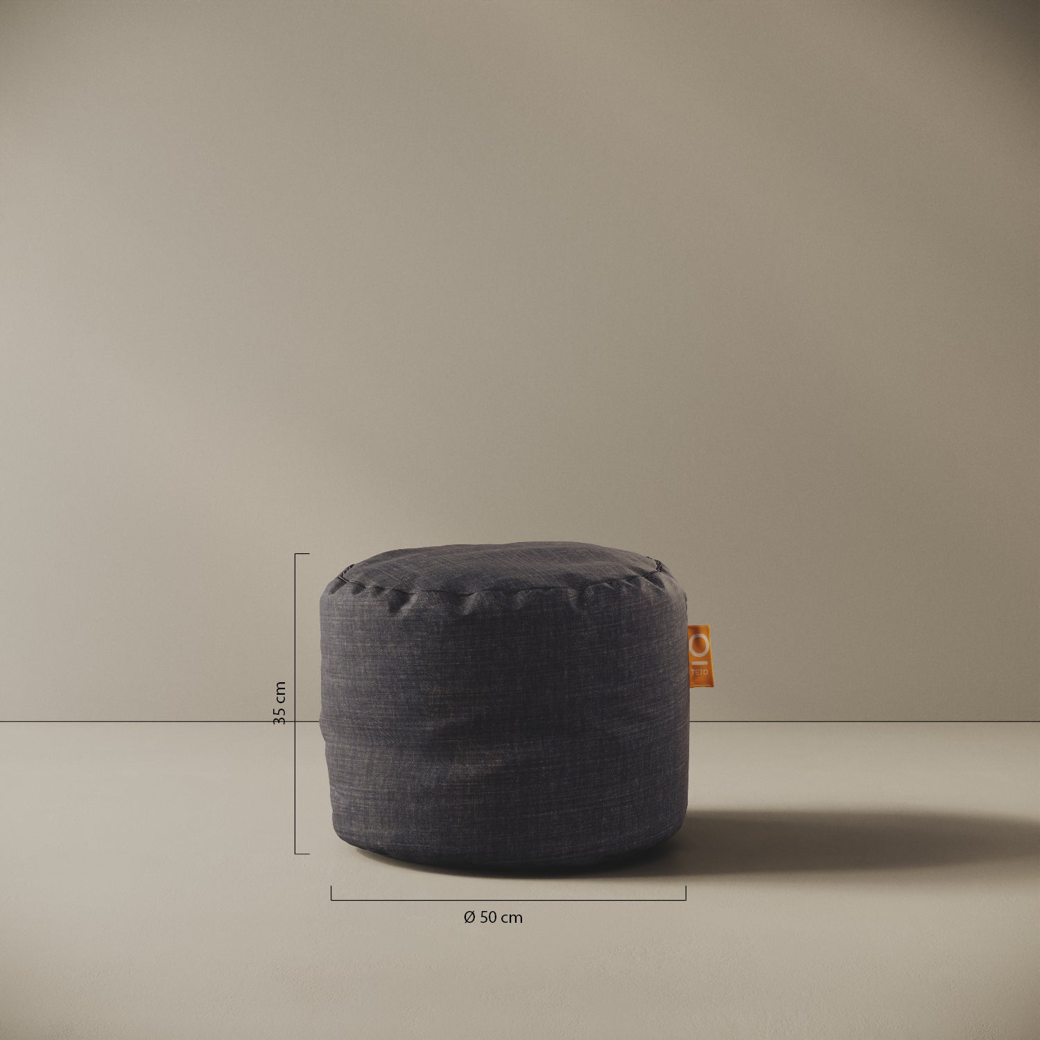 Pouf Adapto — dettaglio rivestimento in denim resistente, produzione artigianale italiana