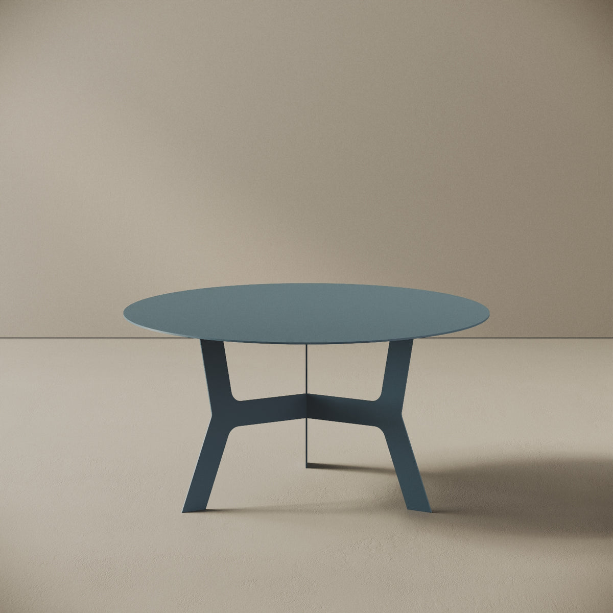 Tavolino da caffè Barcellona blu basso, vista frontale – ferro verniciato Ø60 cm H30,3 cm