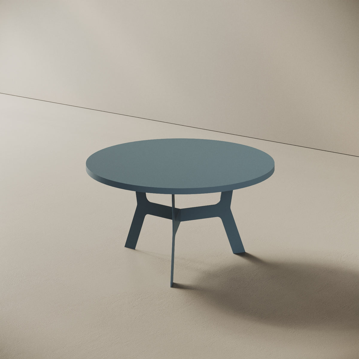 Madrid tavolino da caffè rotondo blu basso, vista laterale — gambe in metallo blu e piano in legno nobilitato